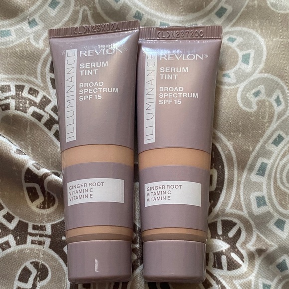 Revlon Other - Revlon Serum Tint x 2